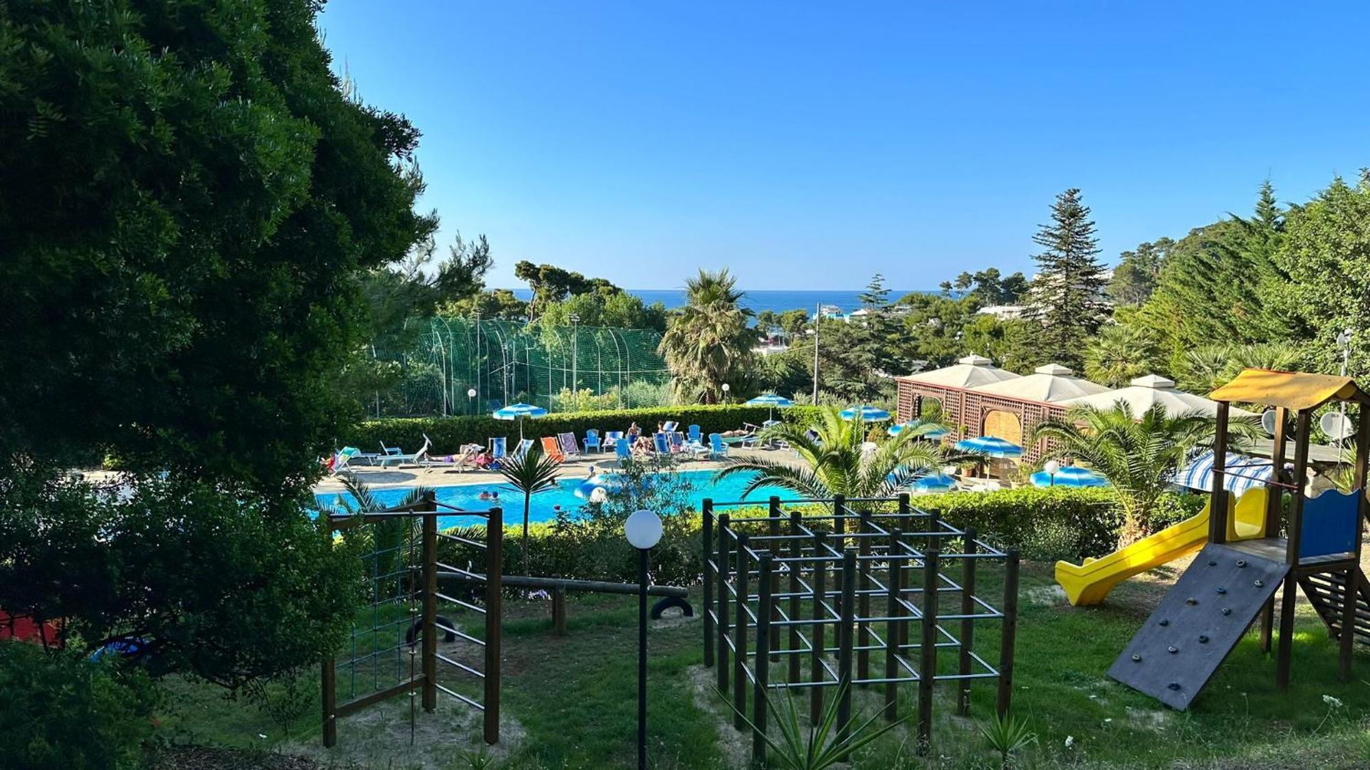 Camping Villaggio Internazionale San Menaio Exterior foto