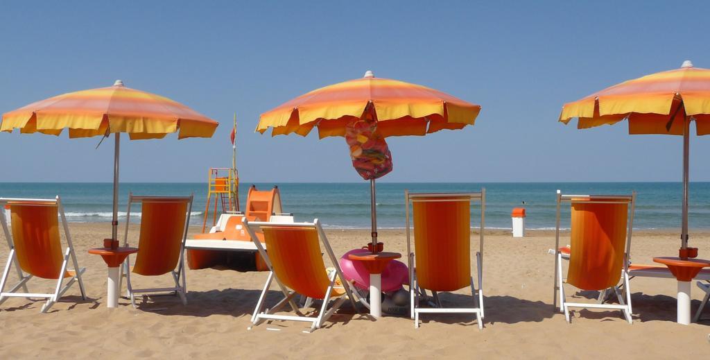 Camping Villaggio Internazionale San Menaio Exterior foto