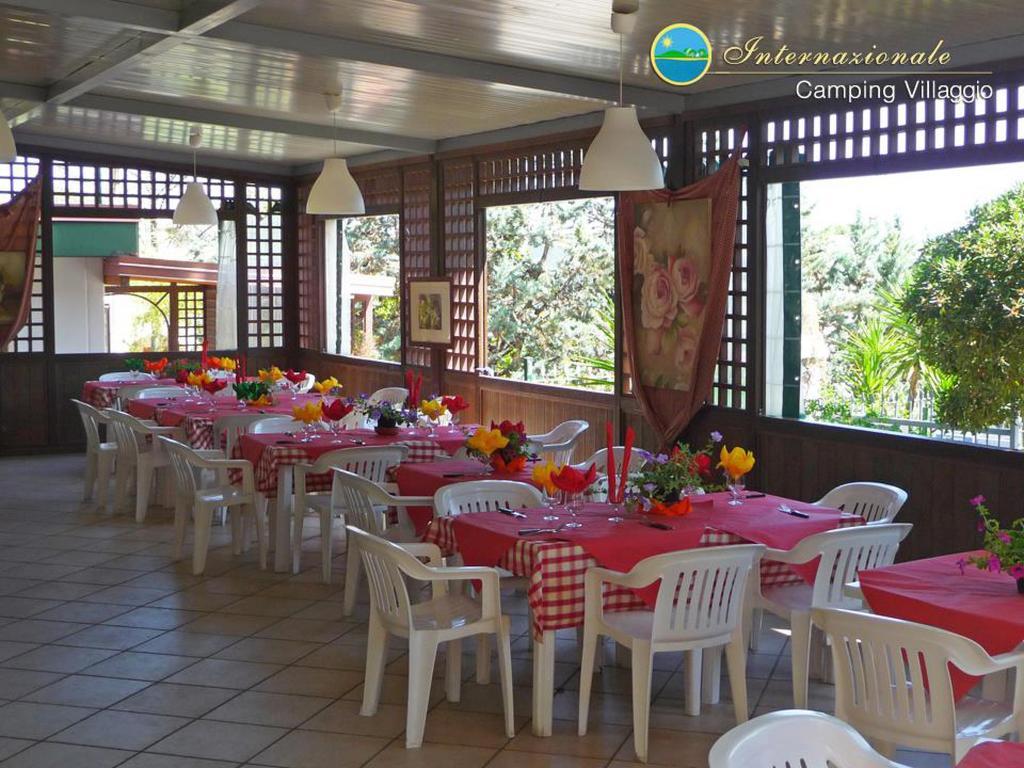 Camping Villaggio Internazionale San Menaio Exterior foto