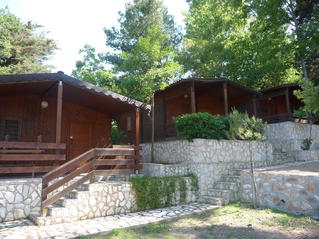 Camping Villaggio Internazionale San Menaio Exterior foto