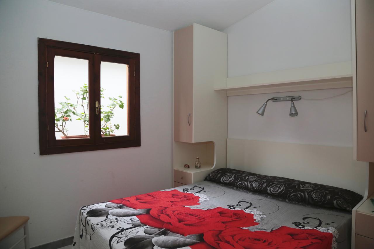 Camping Villaggio Internazionale San Menaio Exterior foto