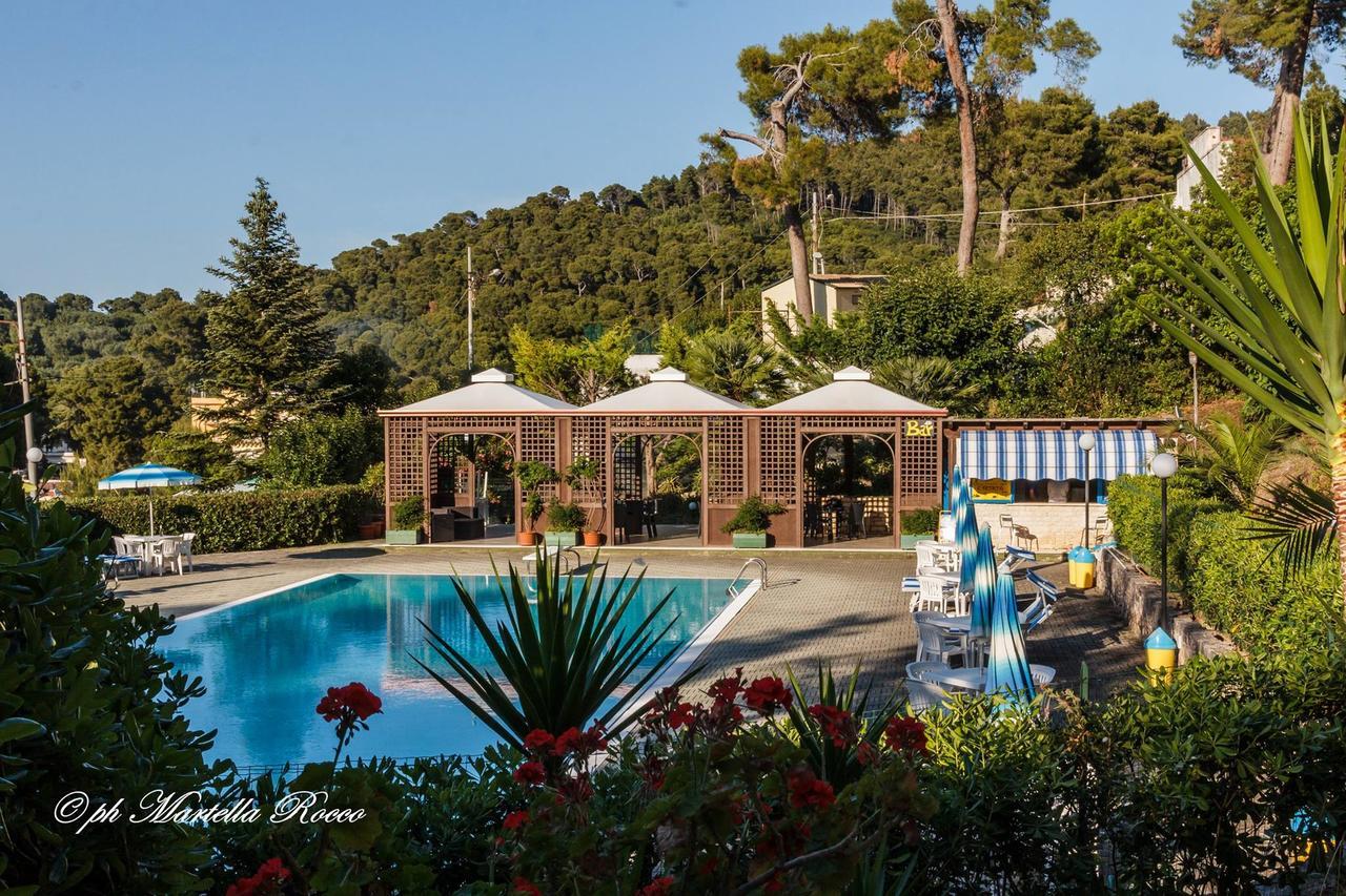 Camping Villaggio Internazionale San Menaio Exterior foto